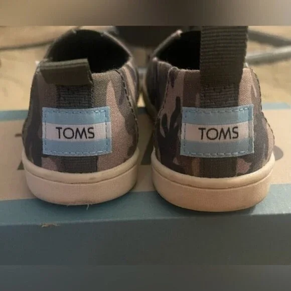 TOMS shoes  Camo Classics size 12T​​​ - Picture 3 of 6